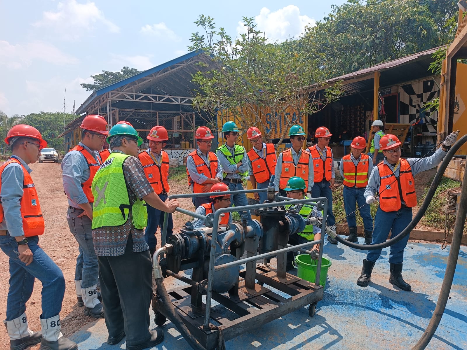 Inhouse Training Praktikum Kalibrasi Flowmeter BBM Balikpapan 30-31 Oktober 2023 PT. Pama Persada Nusantara Hari Ke 2 (1)